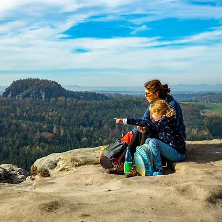 公寓 In Ruhiger Lage Am Wanderweg Zum Lilienstein