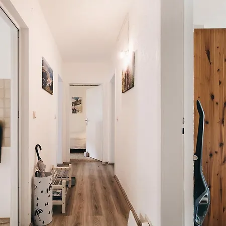 In Ruhiger Lage Am Wanderweg Zum Lilienstein Daire Porschdorf